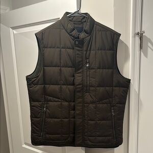 Men's Quilted Puffer Vest in Dark Green